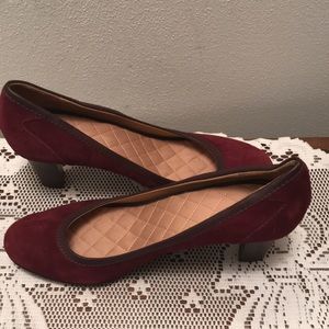 Lands’ End Hi- Heels Sz 9 Burgundy 3 Inch Heels